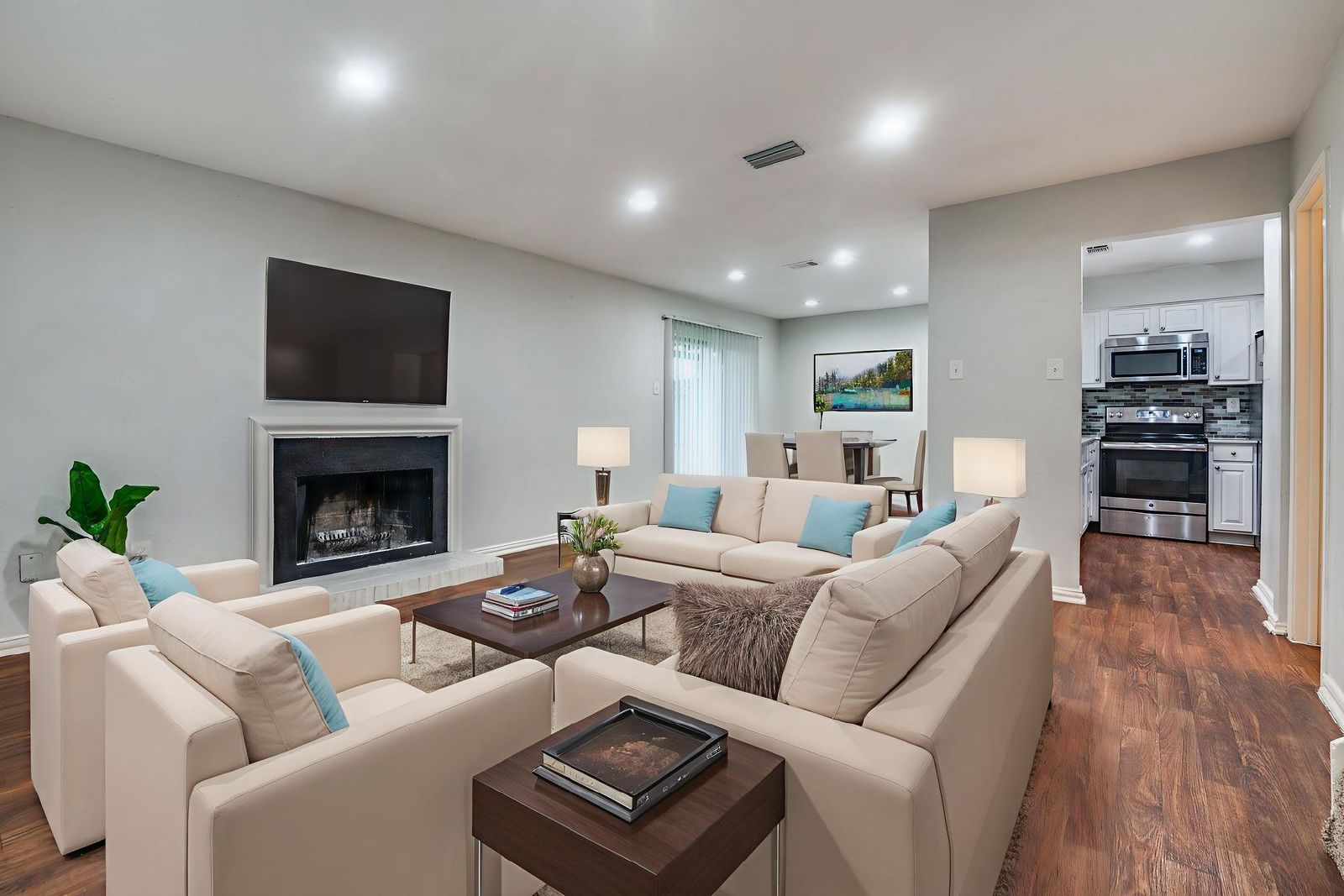 Charming 2-Bedroom Townhome with Private Backyard in the Heart of Farmers Branch property image