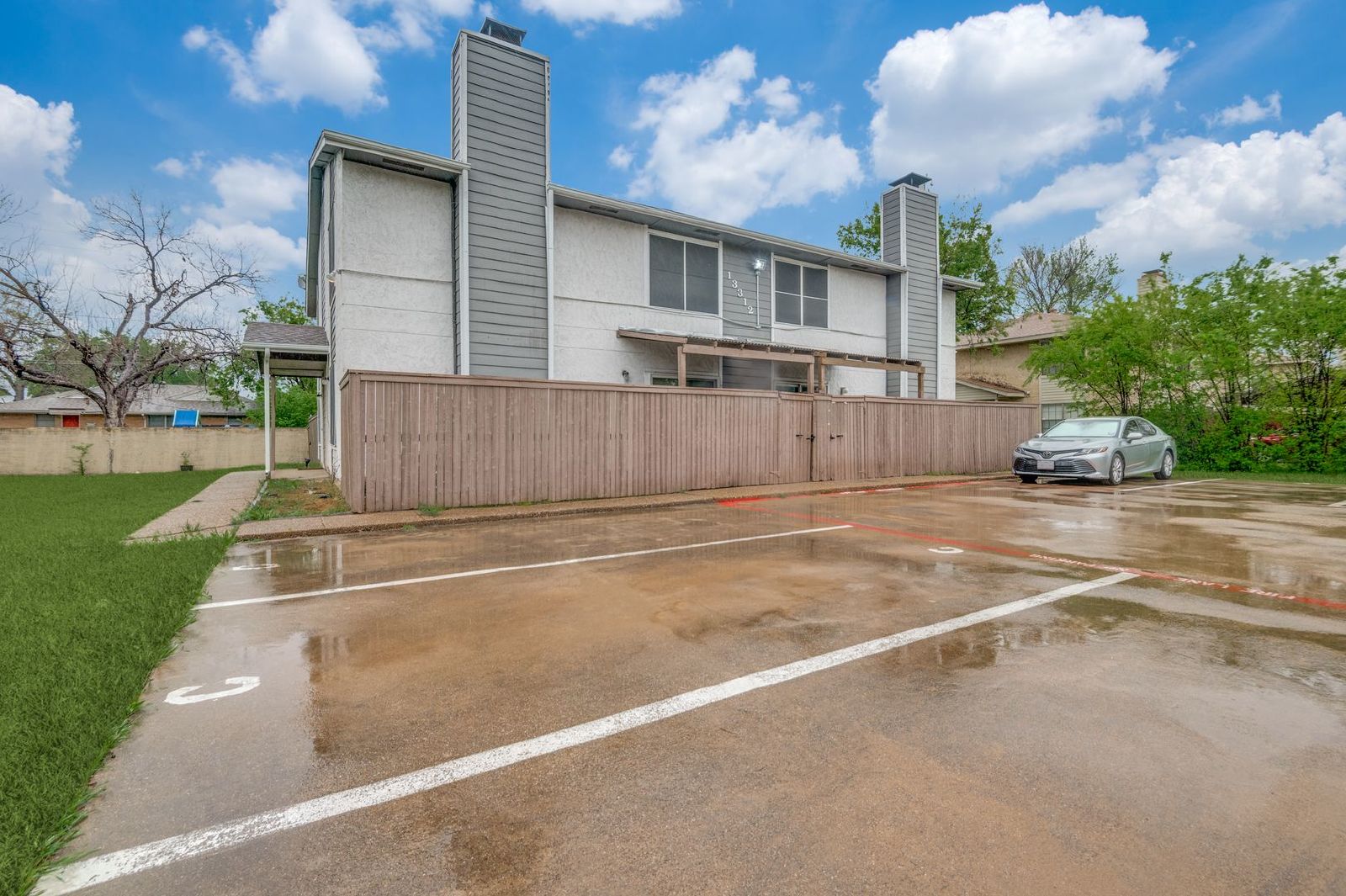 Charming 2-Bedroom Townhome with Private Backyard in the Heart of Farmers Branch property image