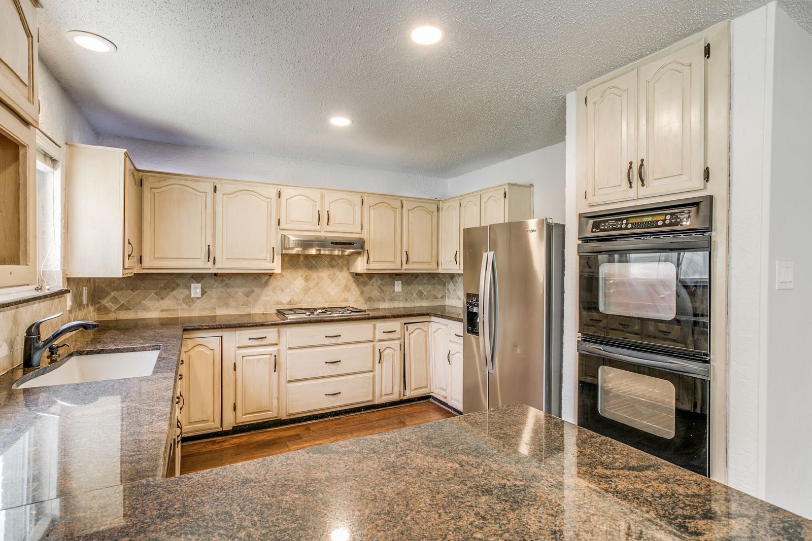 Stunning 4-Bedroom Home  in the Heart of Flower Mound property image