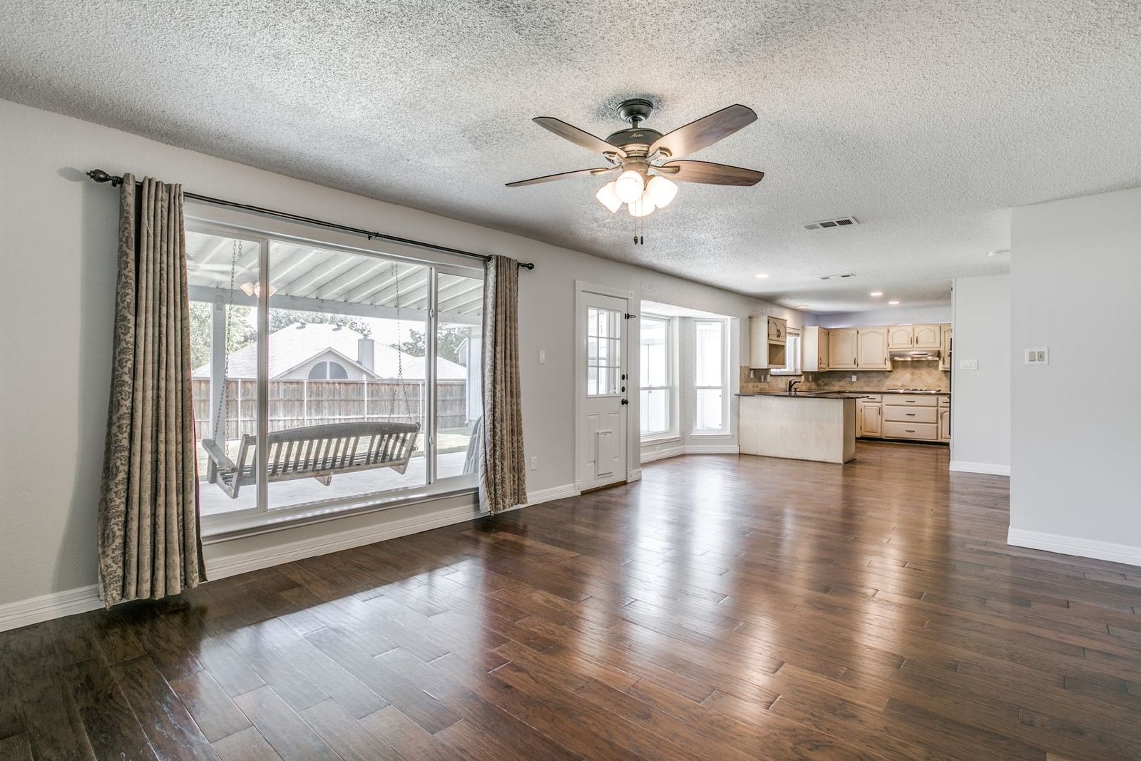 Stunning 4-Bedroom Home  in the Heart of Flower Mound property image