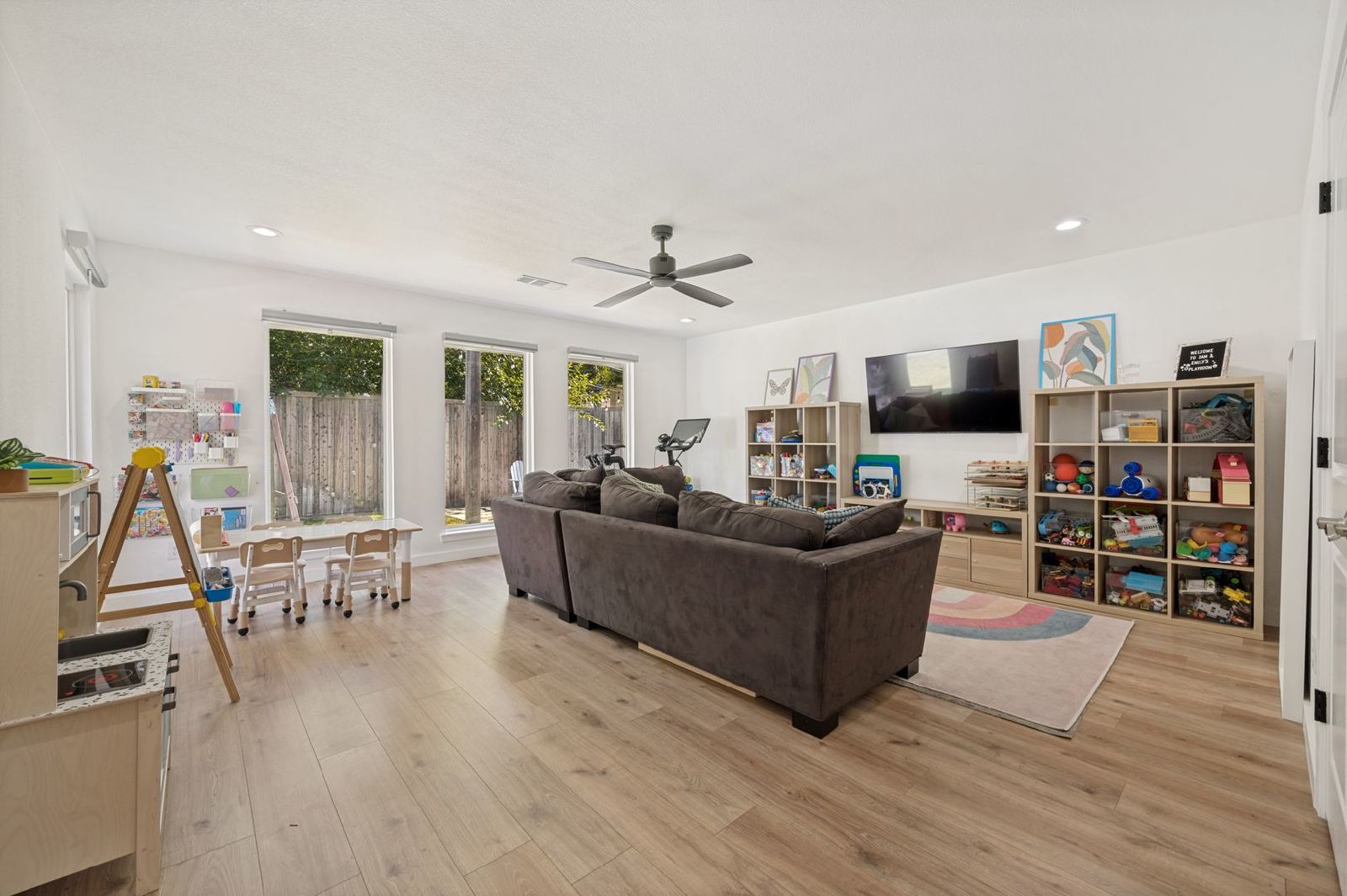 Fully Furnished | Stylish Living in the Heart of Dallas property image