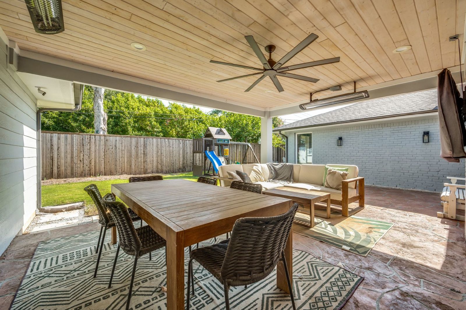 Fully Furnished | Stylish Living in the Heart of Dallas property image