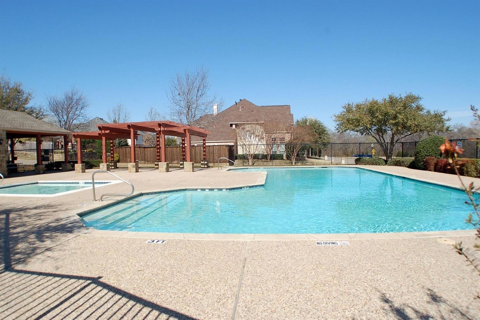 Exclusive 5 Bedroom in Richardson – Immediate Move-In! property image