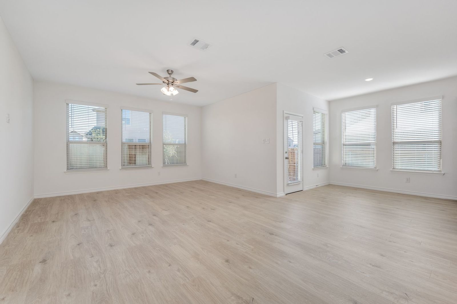 Brand-New 4-Bed, 2.5-Bath Duplex with Fenced Yard property image