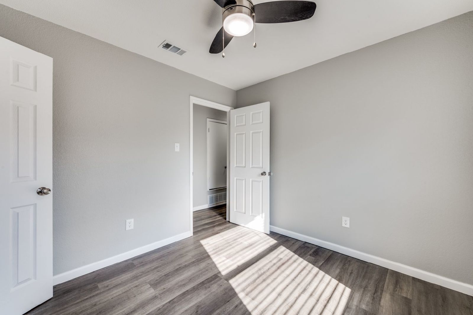 Fully Renovated 3-Bedroom, 2-Bath Duplex in Arlington, TX property image