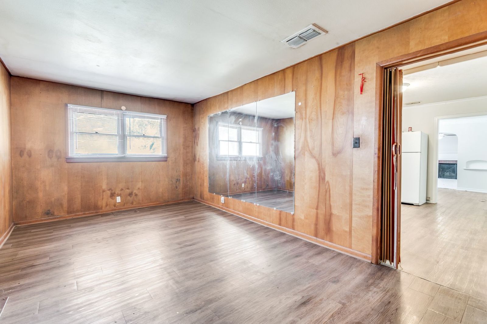 Newly Updated, Ranch Style Home • Huge Backyard & Sunroom! property image