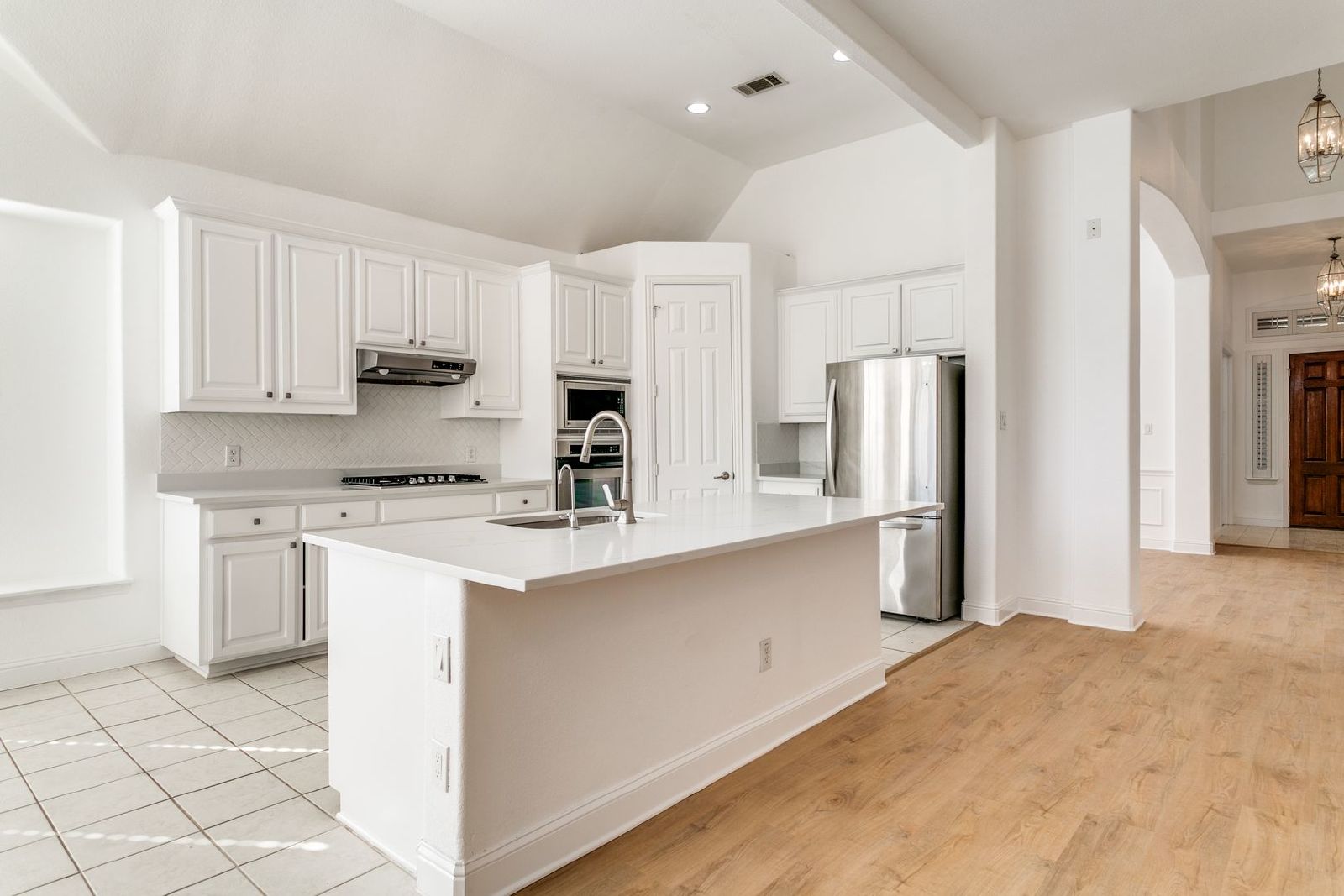 Fully Renovated 4-Bed Home in Gated Hackberry Creek Community property image