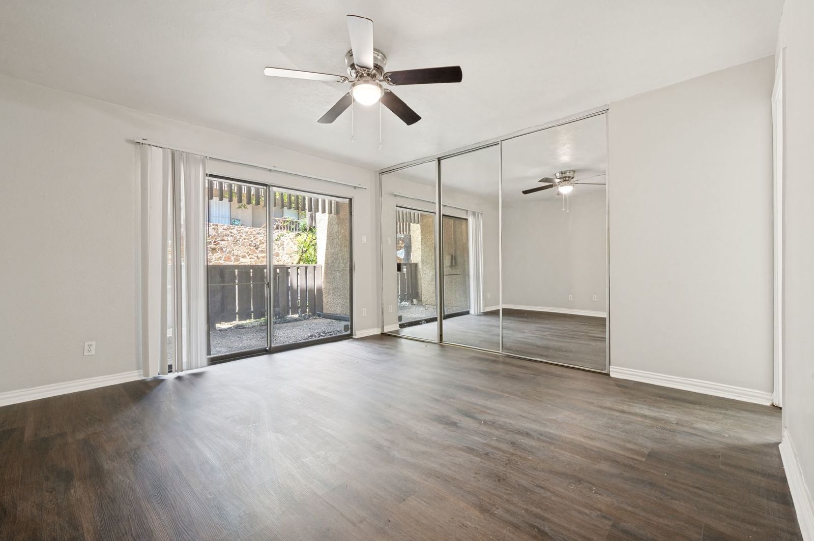 Prime Las Colinas Location! Spacious Condo Minutes from Dining, Entertainment & Major Employers property image