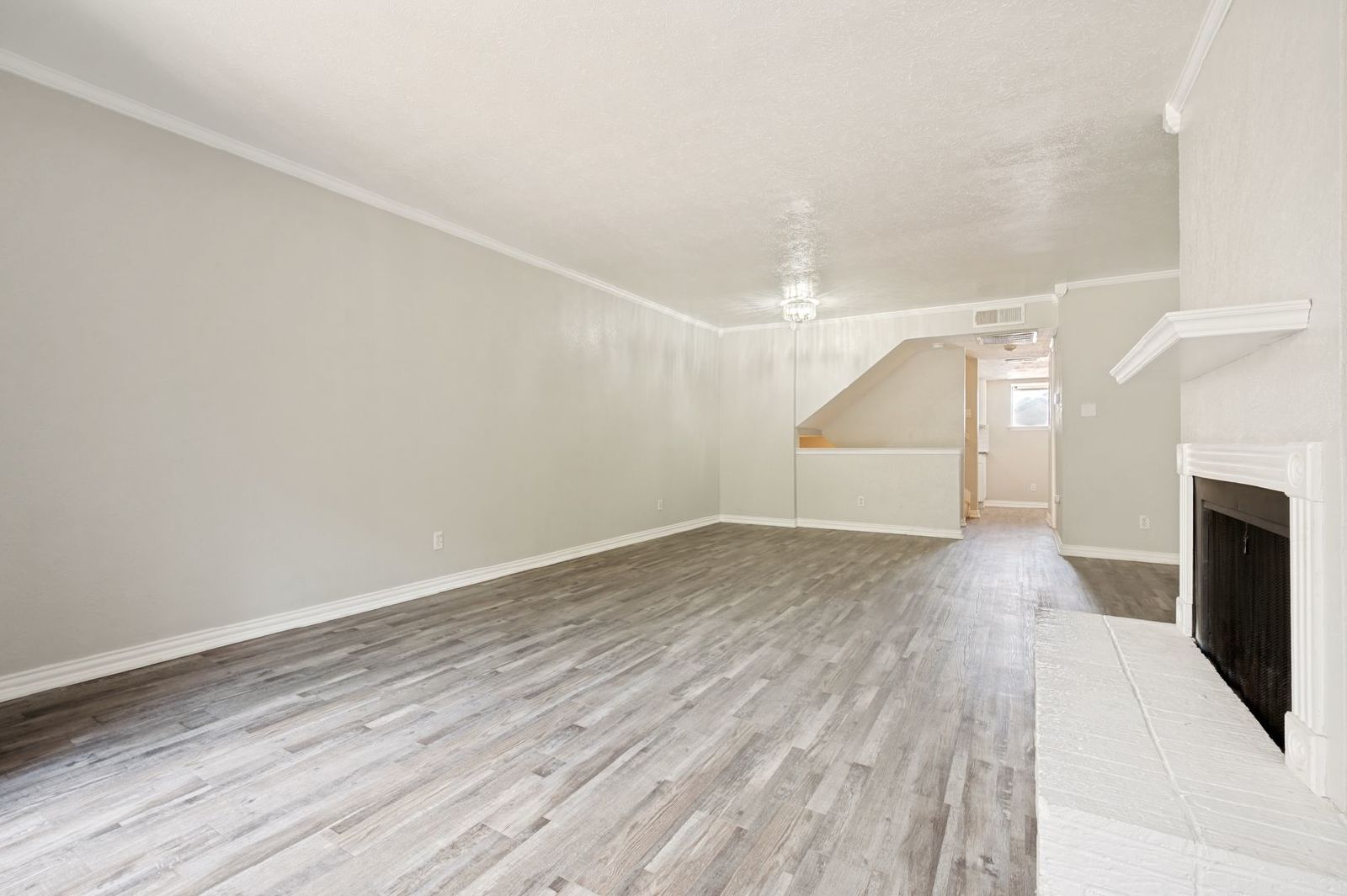 Prime Las Colinas Location! Spacious Condo Minutes from Dining, Entertainment & Major Employers property image