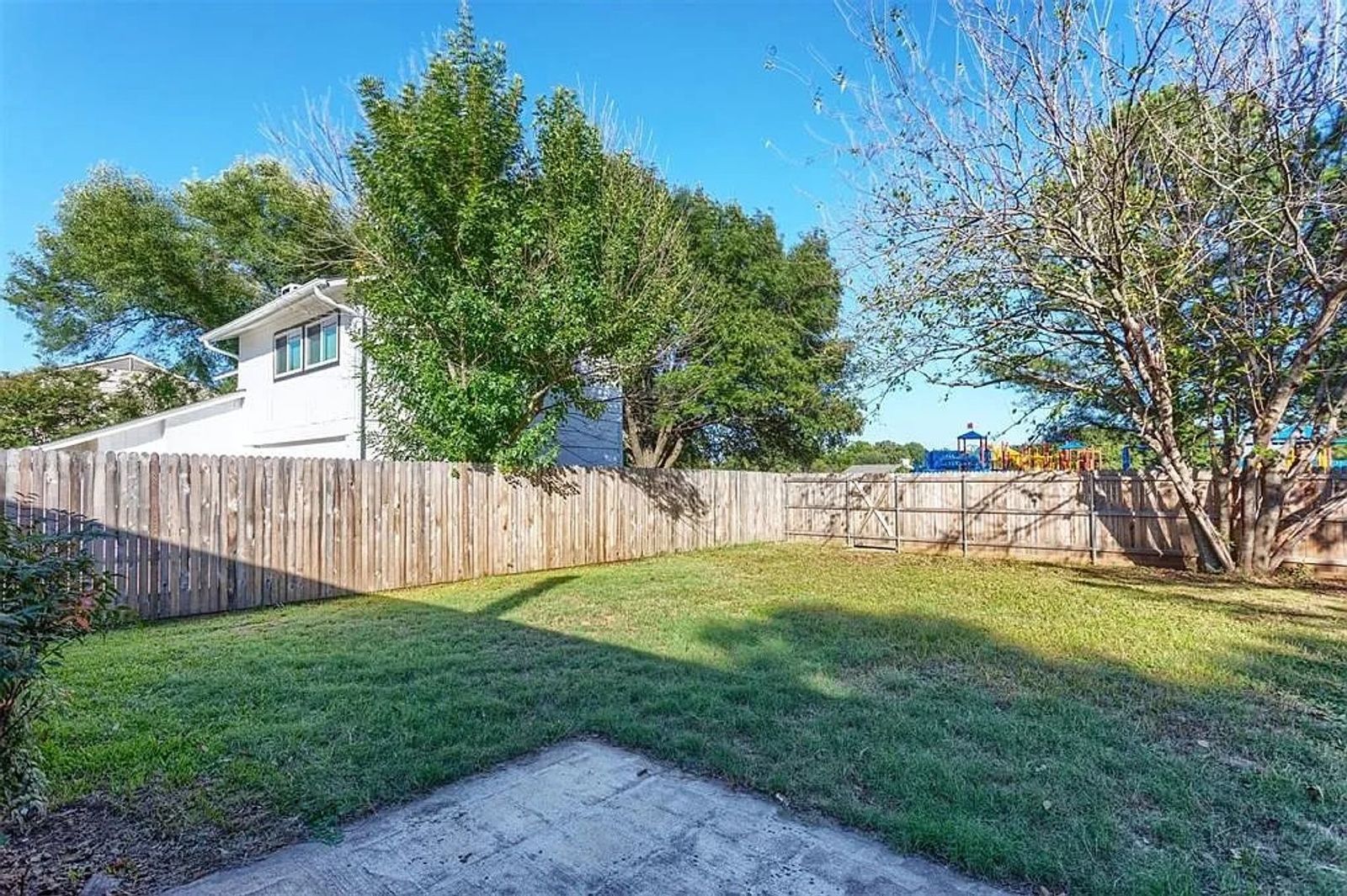 Charming 3-Bed Flower Mound Home! Backs to Park, Pond & Playground property image