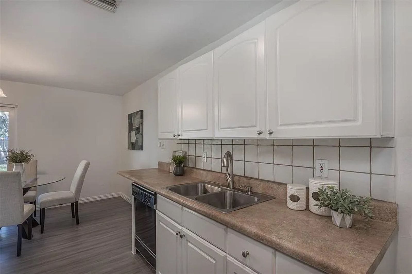 Charming 3-Bed Flower Mound Home! Backs to Park, Pond & Playground property image