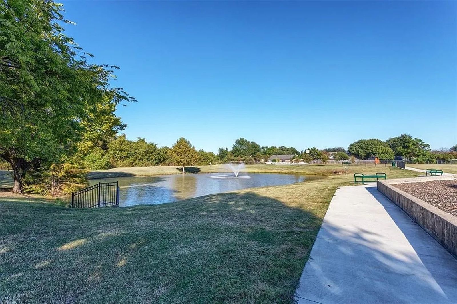 Charming 3-Bed Flower Mound Home! Backs to Park, Pond & Playground property image