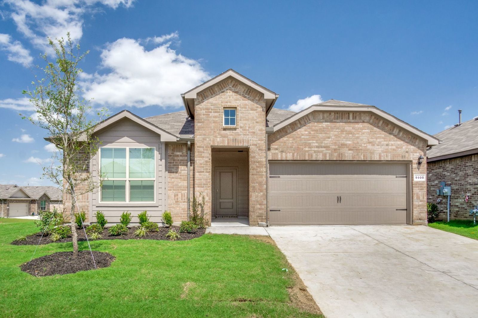 Beautiful New Build – Crowley ISD! property image