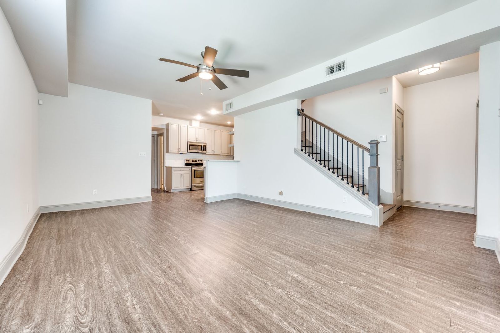 Modern Oak Lawn Living | Stylish Townhome Minutes from Uptown & Turtle Creek property image