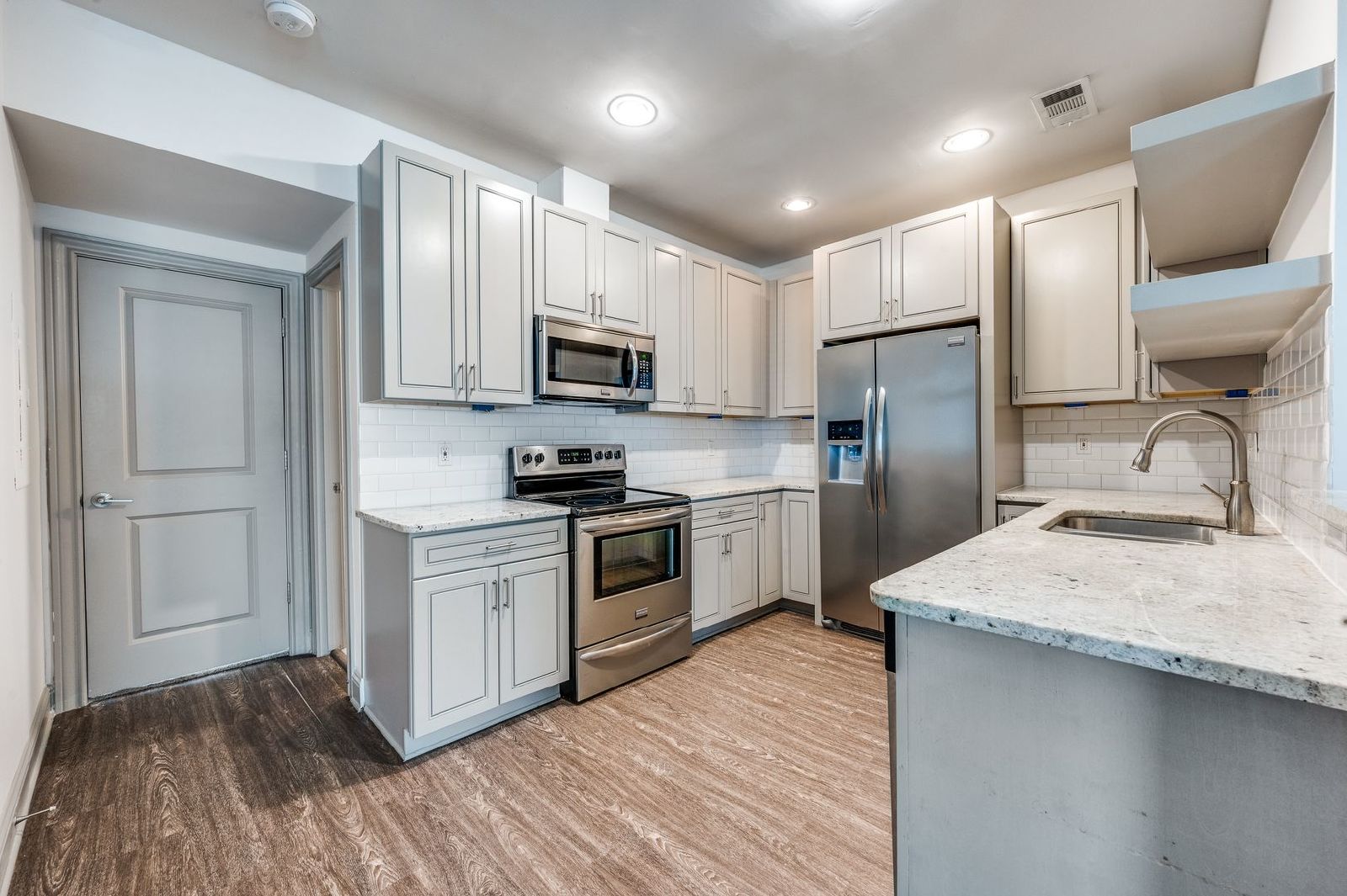 Modern Oak Lawn Living | Stylish Townhome Minutes from Uptown & Turtle Creek property image