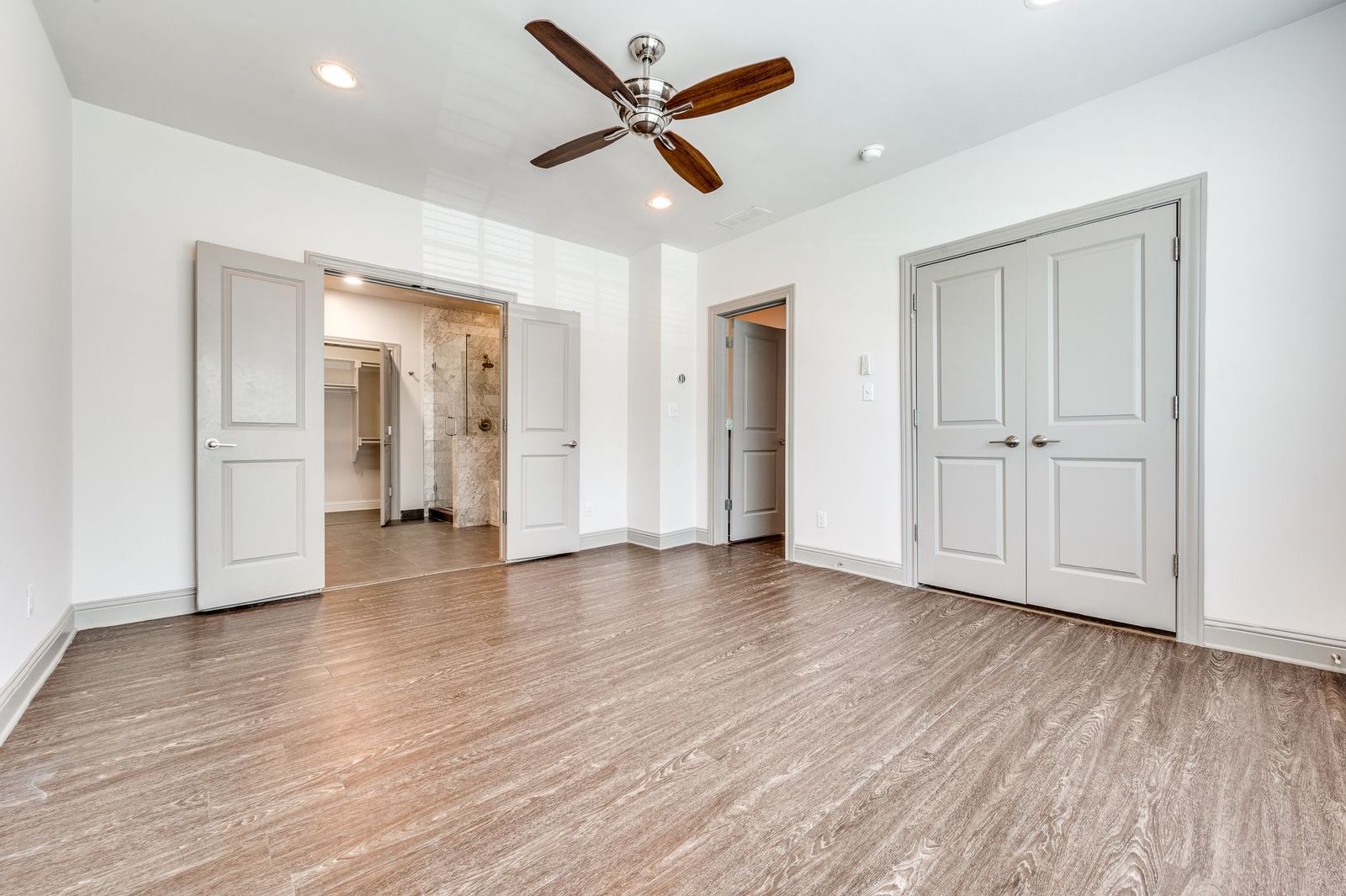 Modern Oak Lawn Living | Stylish Townhome Minutes from Uptown & Turtle Creek property image