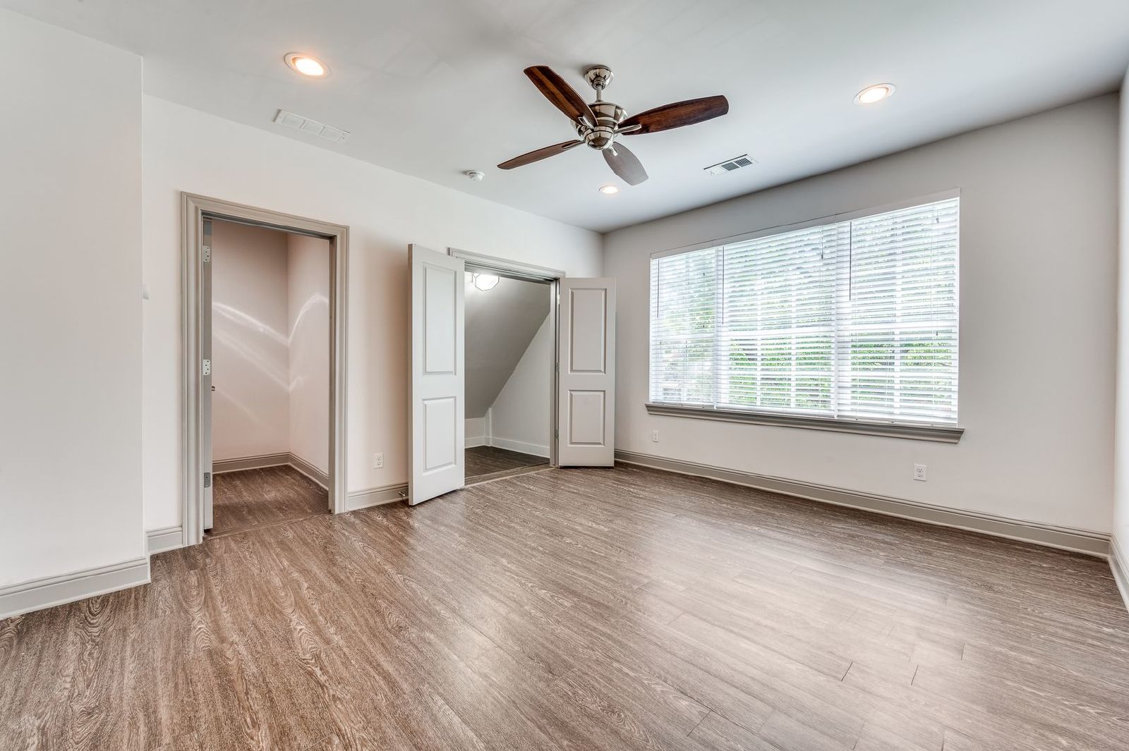 Modern Oak Lawn Living | Stylish Townhome Minutes from Uptown & Turtle Creek property image