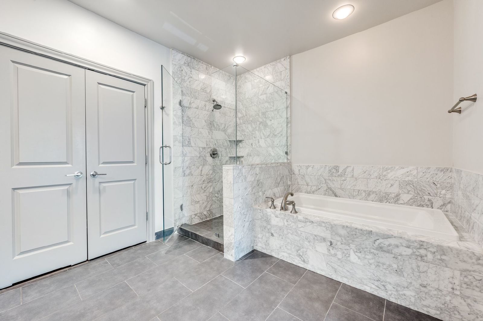 Modern Oak Lawn Living | Stylish Townhome Minutes from Uptown & Turtle Creek property image