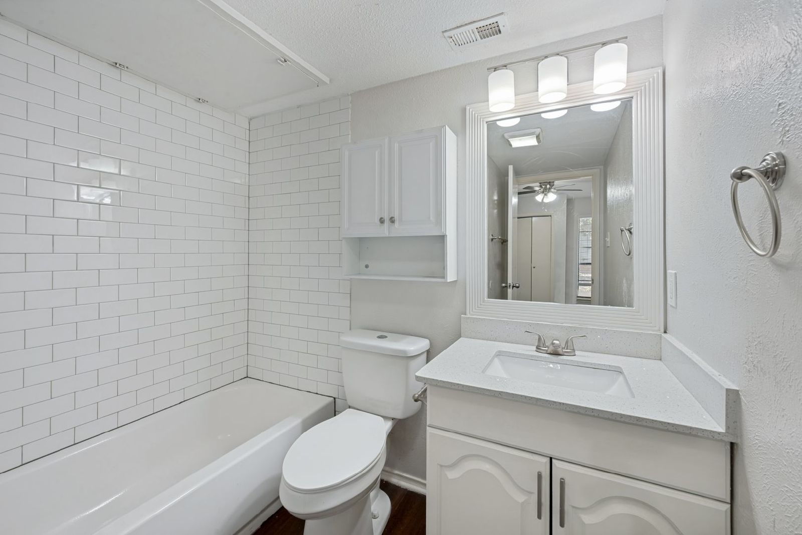 Spacious 3-Bedroom Townhome in the Heart of Kennedale property image
