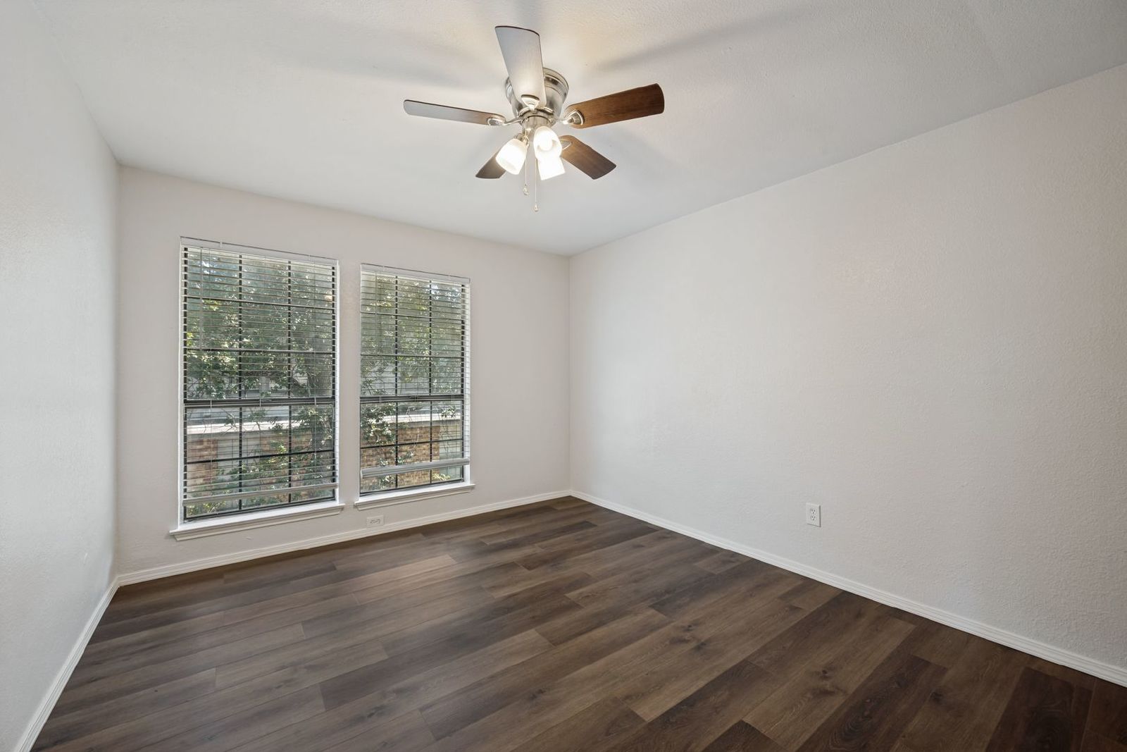 Spacious 3-Bedroom Townhome in the Heart of Kennedale property image