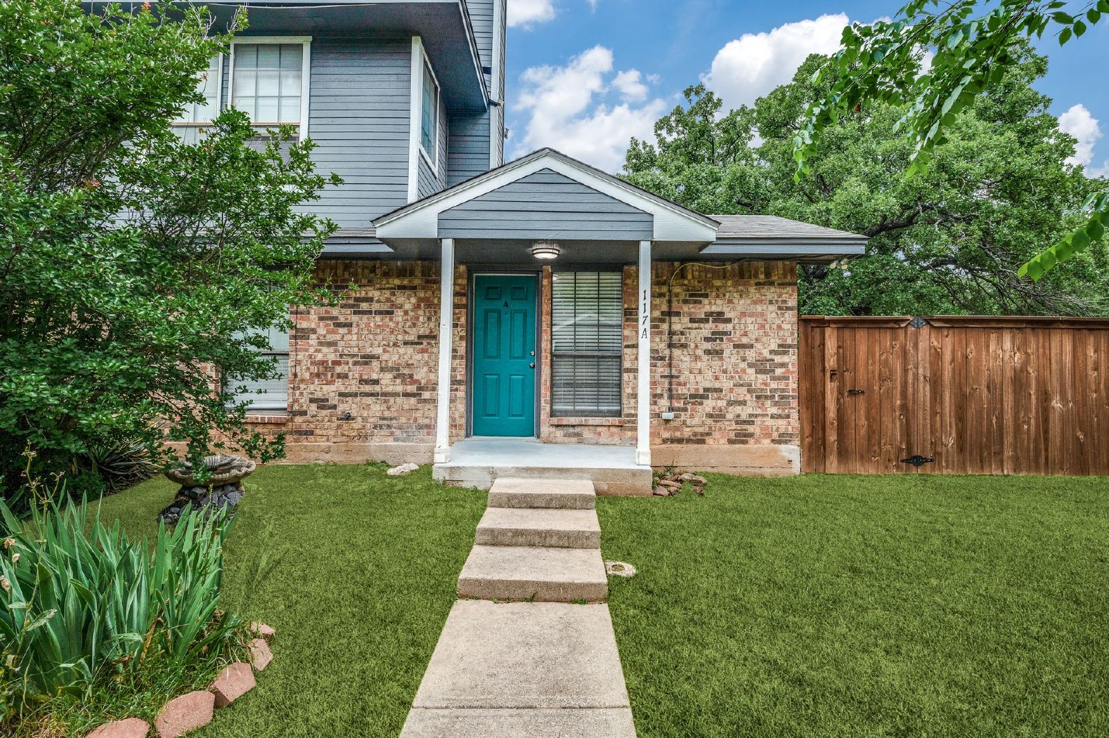 Spacious 3-Bedroom Townhome in the Heart of Kennedale property image
