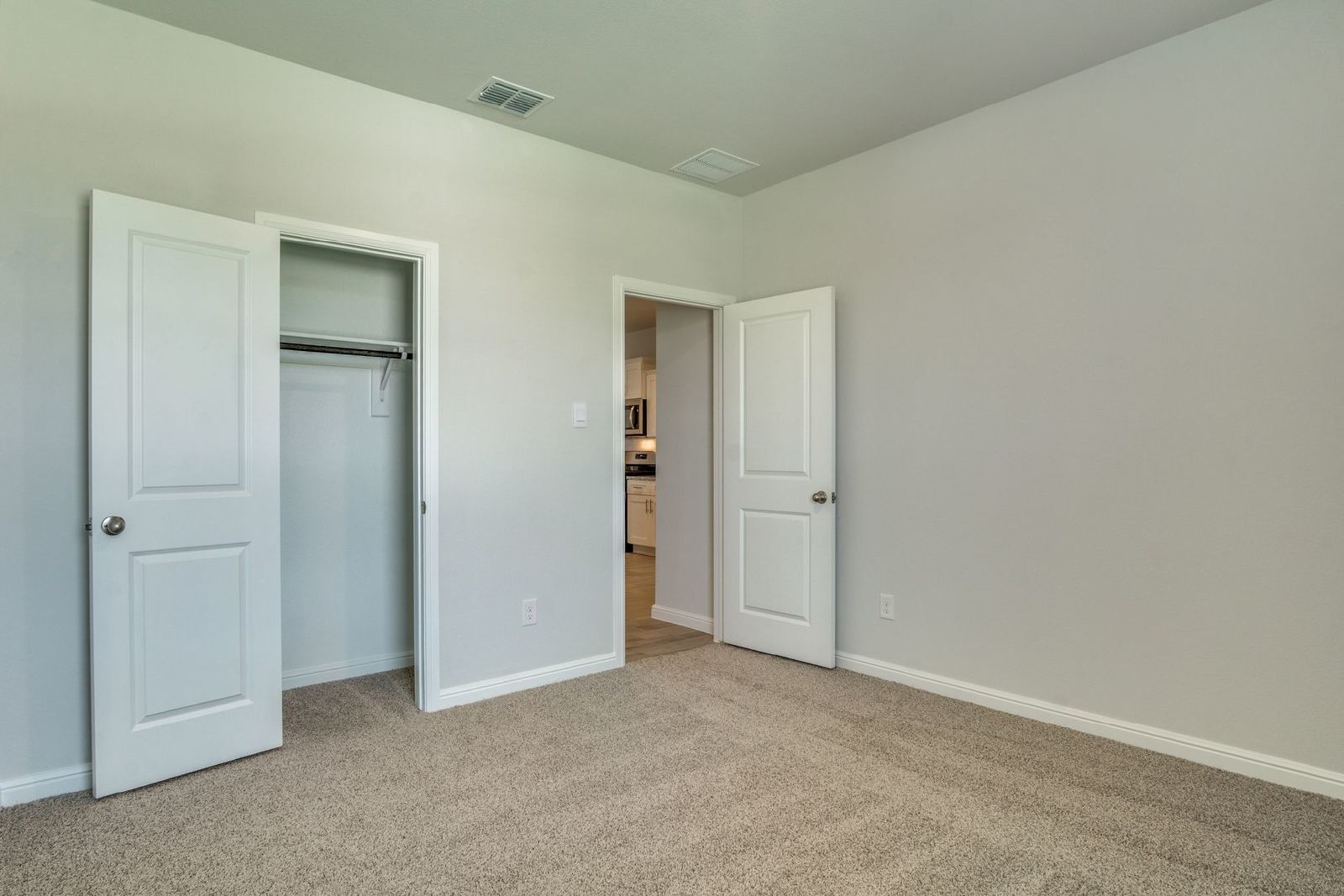 Beautiful New Build – Crowley ISD! property image