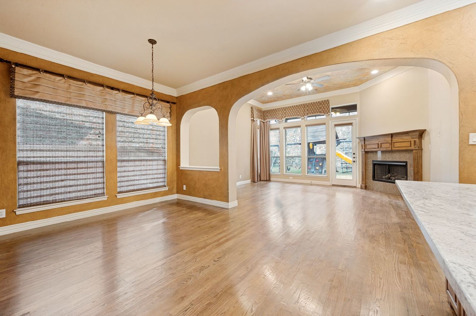 Luxury 3-Bedroom Home with Theater, Game Room & Private Office property image