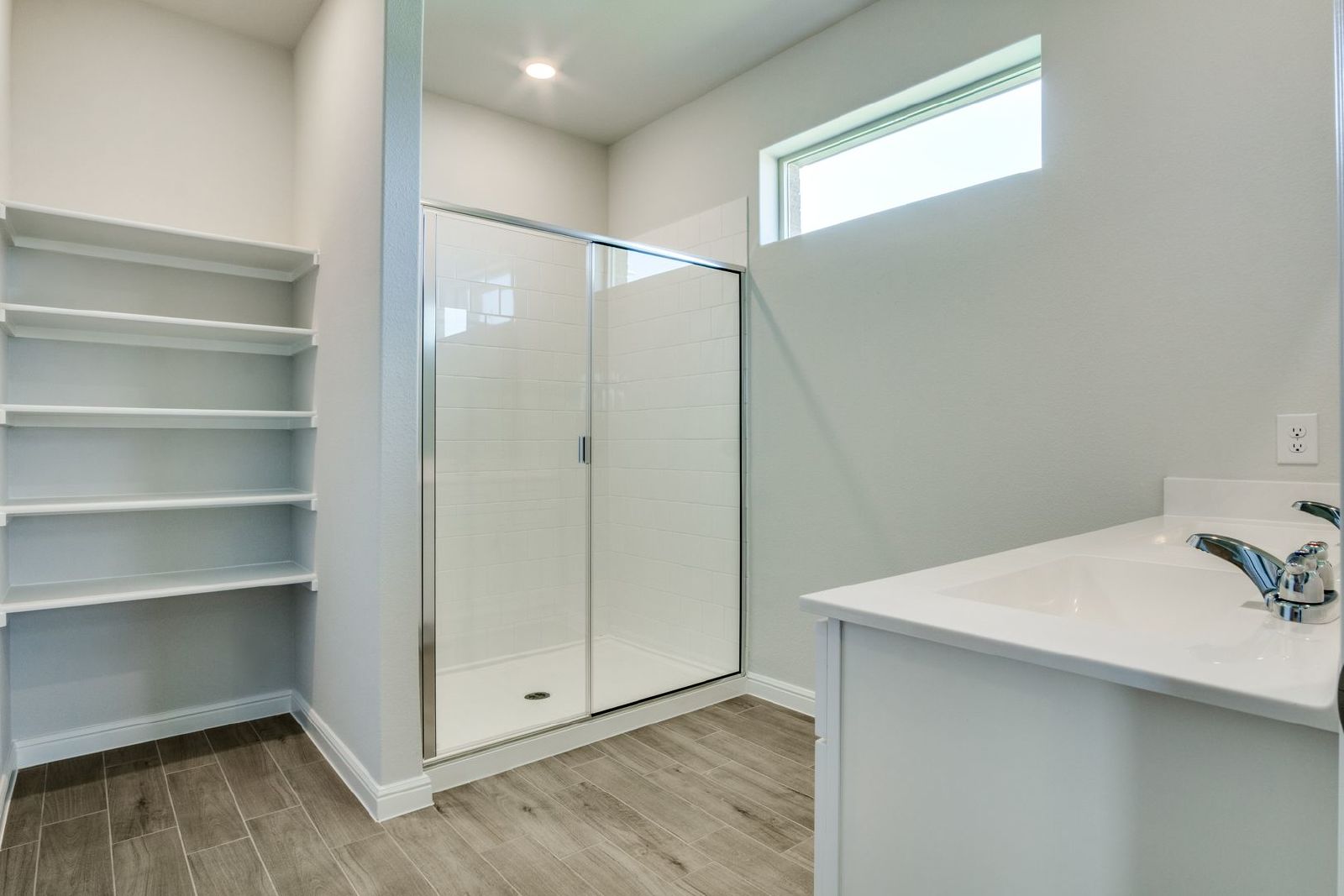 Beautiful New Build – Crowley ISD! property image