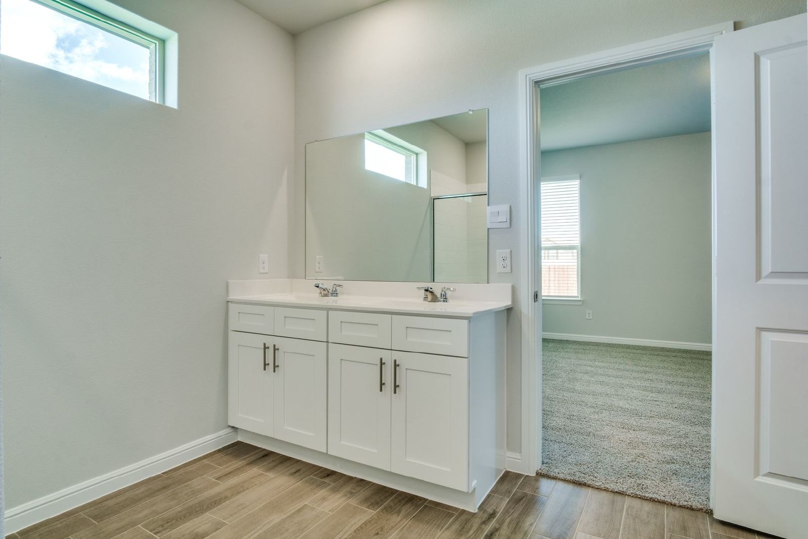 Beautiful New Build – Crowley ISD! property image