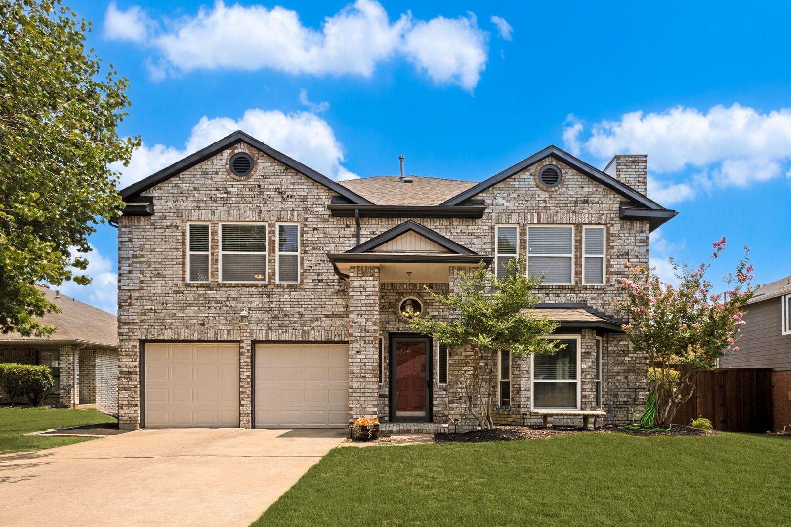 Stunning 4-Bedroom Home  in the Heart of Flower Mound property image