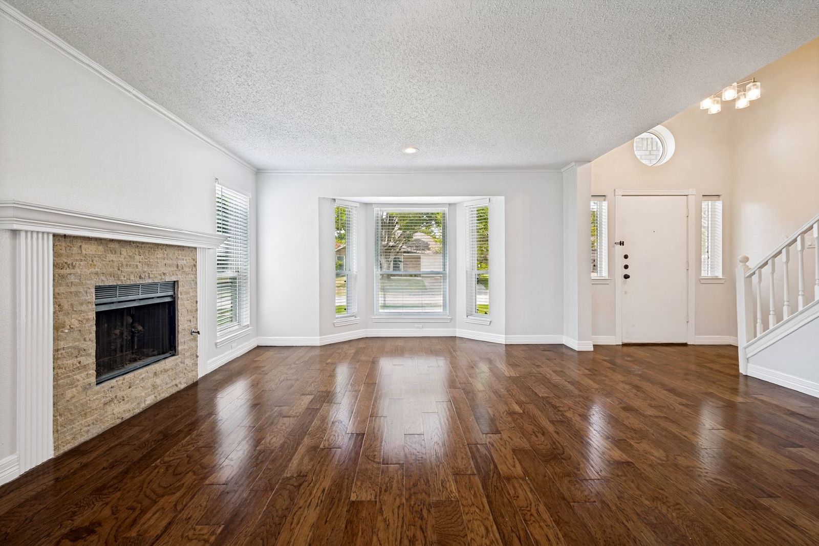 Stunning 4-Bedroom Home  in the Heart of Flower Mound property image