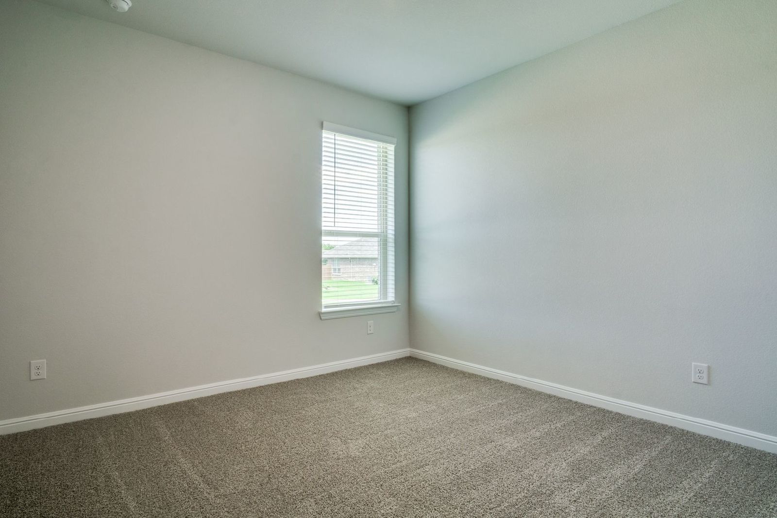 Beautiful New Build – Crowley ISD! property image