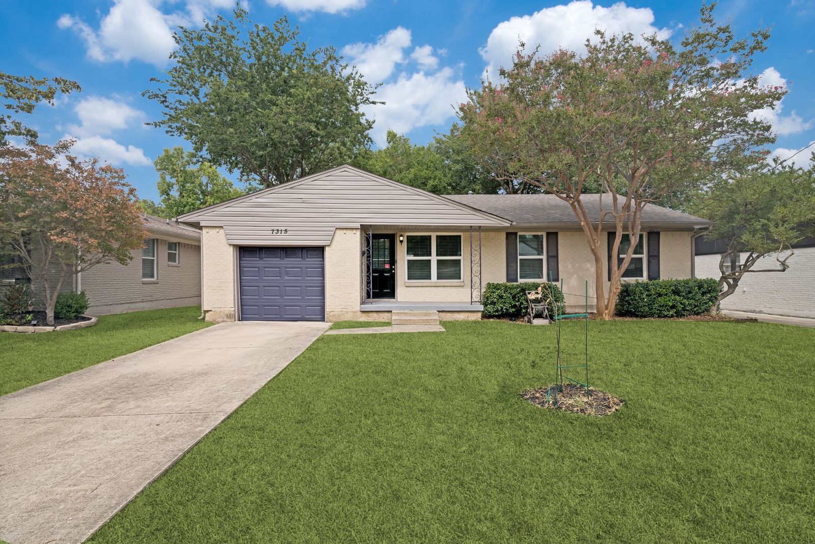 Charming 3-Bedroom Home in East Dallas property image