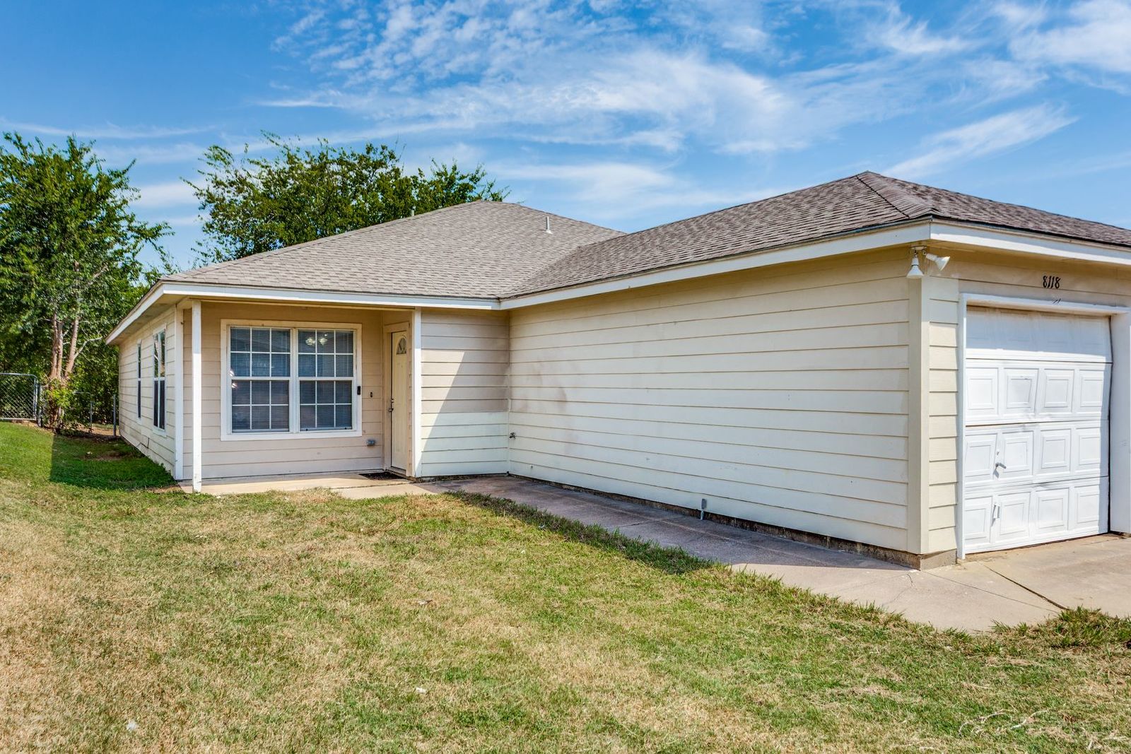 Move-In Ready 3-Bedroom Duplex - Comfort & Convenience in West Fort Worth! property image