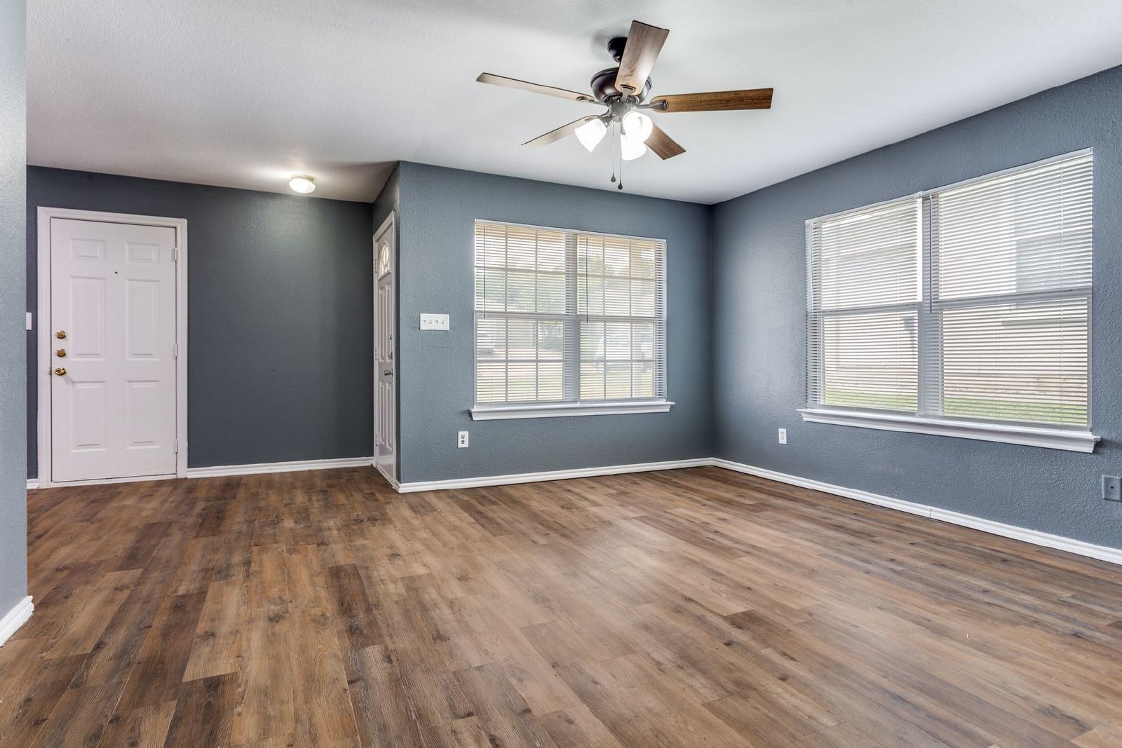 Move-In Ready 3-Bedroom Duplex - Comfort & Convenience in West Fort Worth! property image