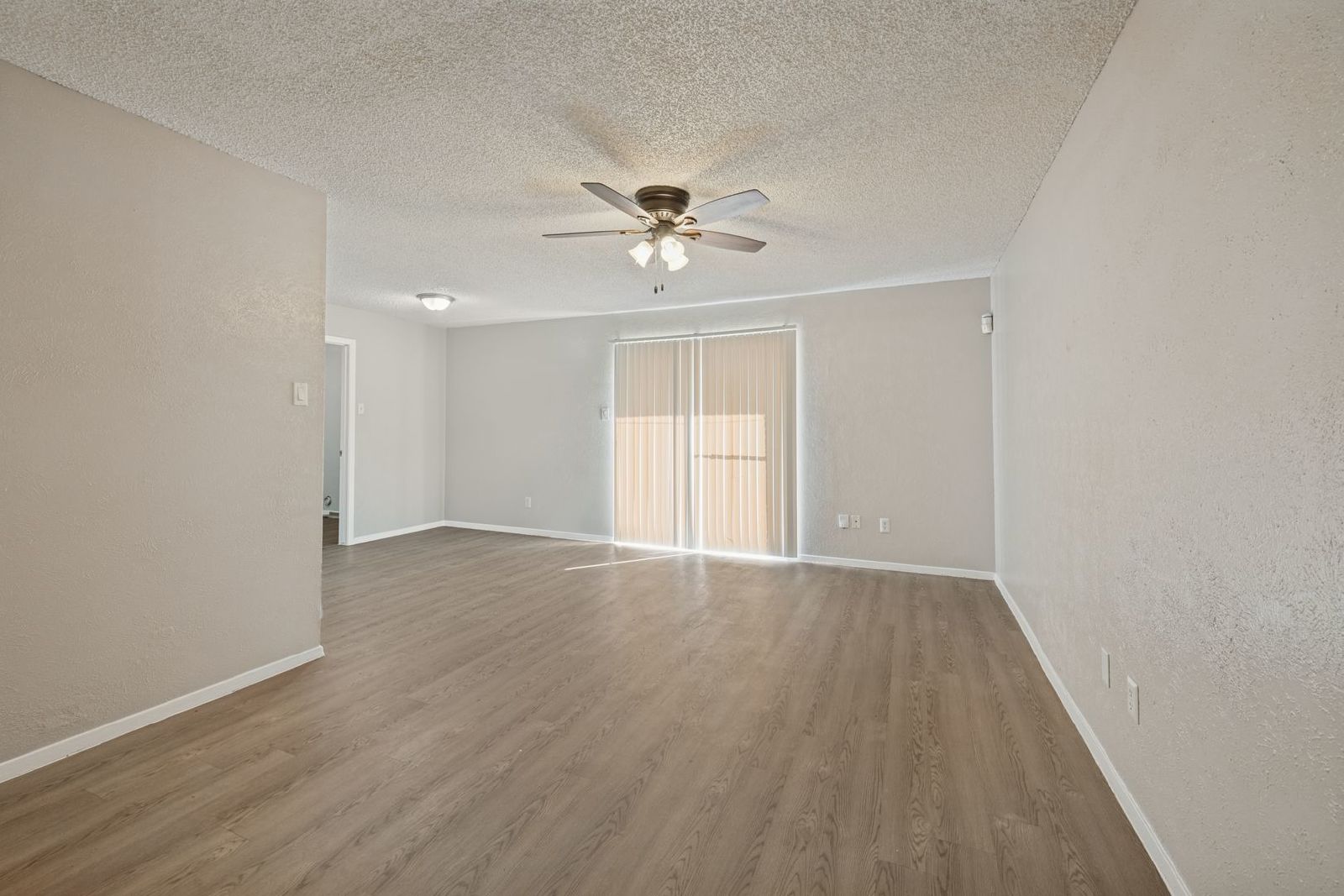 3-Bedroom Home for Rent in Cedar Hill, TX | Spacious Yard & Attached Garage property image