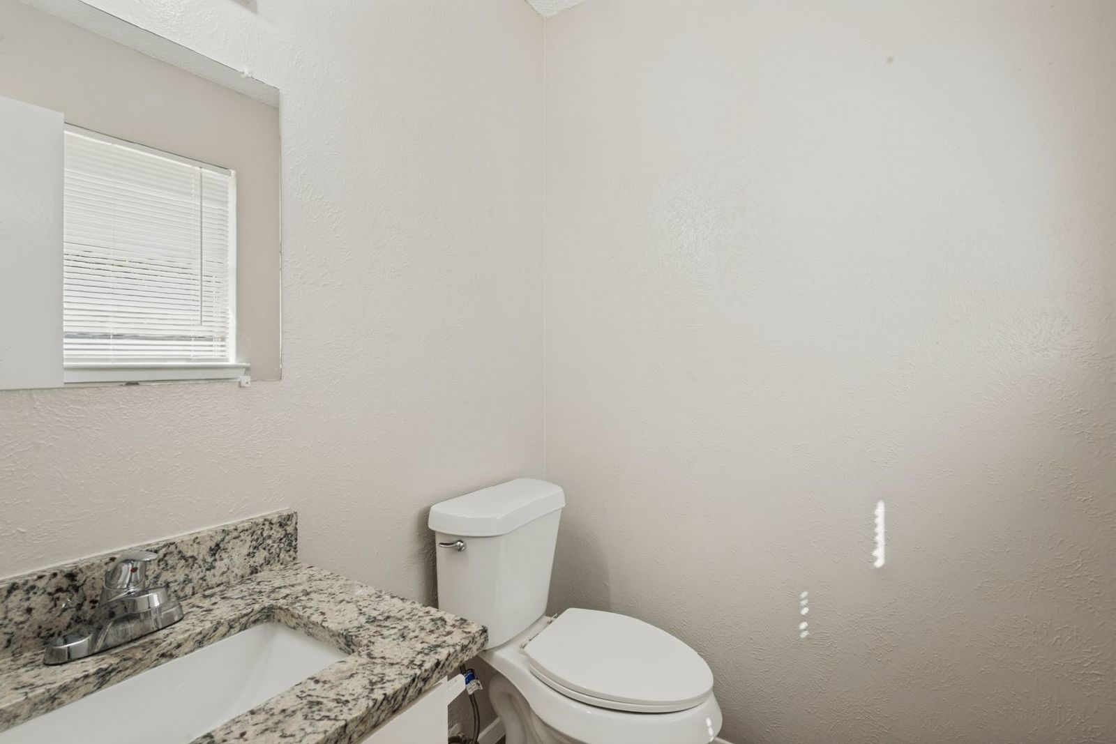 3-Bedroom Home for Rent in Cedar Hill, TX | Spacious Yard & Attached Garage property image