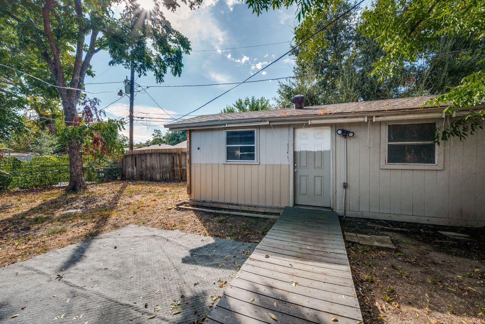 Spacious & Move-In Ready: Charming 4-Bedroom Home in Grand Prairie! property image