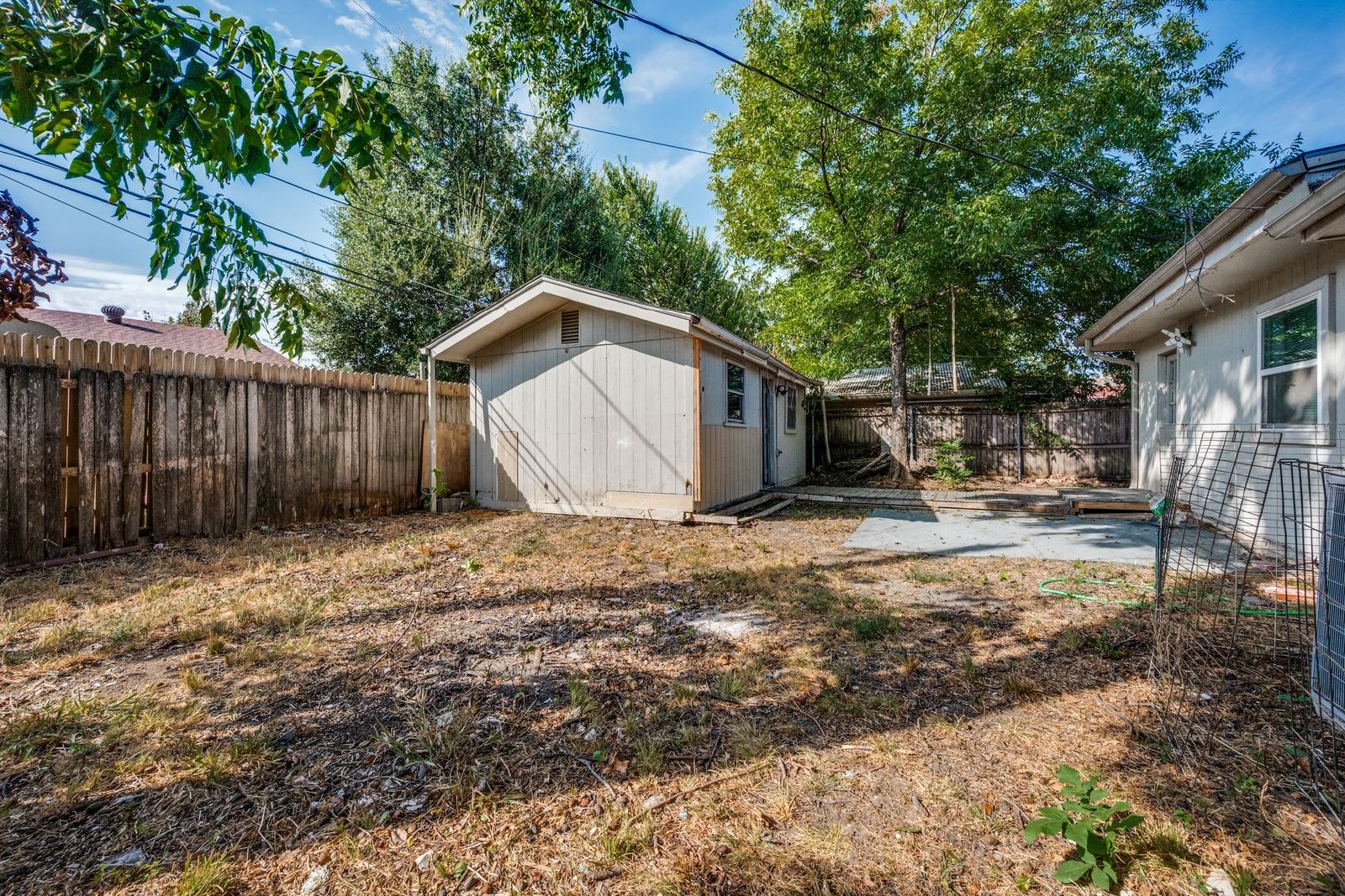 Spacious & Move-In Ready: Charming 4-Bedroom Home in Grand Prairie! property image