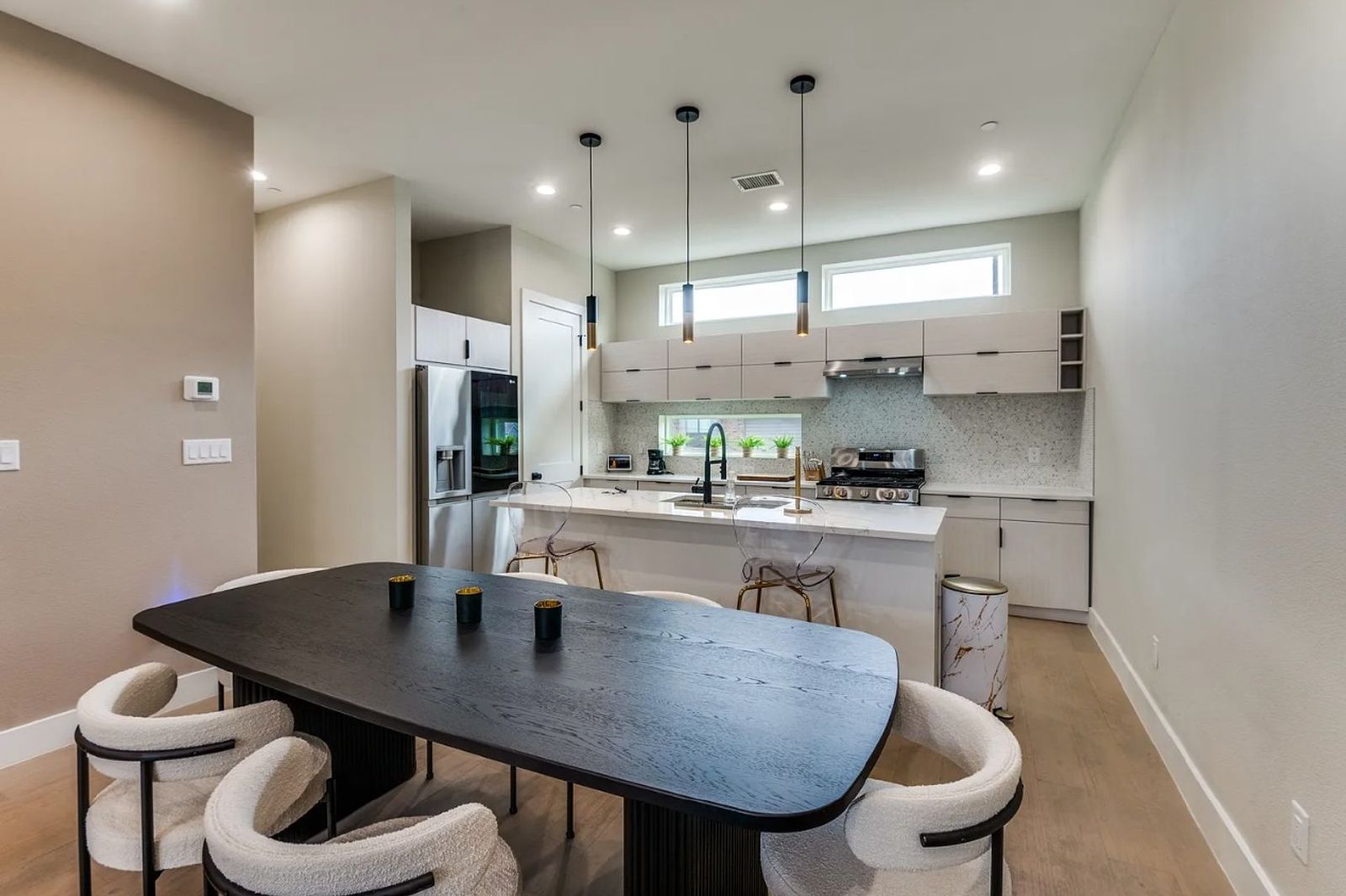 Fully Furnished, Modern Townhome-Style Condo in the Heart of East Dallas! property image
