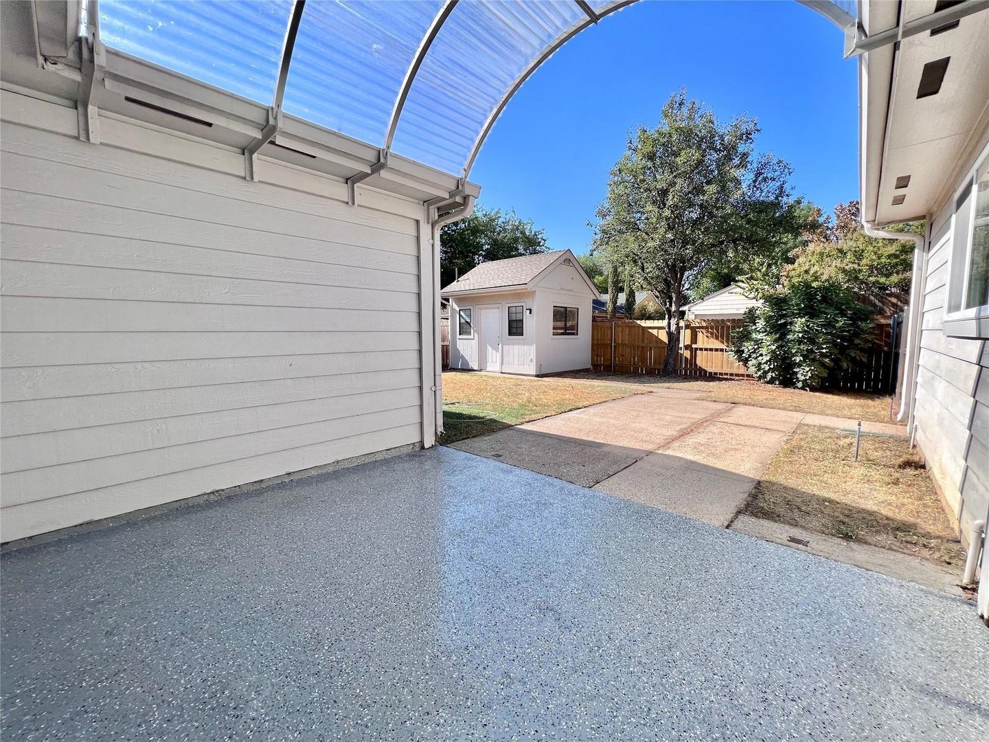 Beautiful 3-Bedroom Home with Bonus Guest Suite in Lewisville! property image