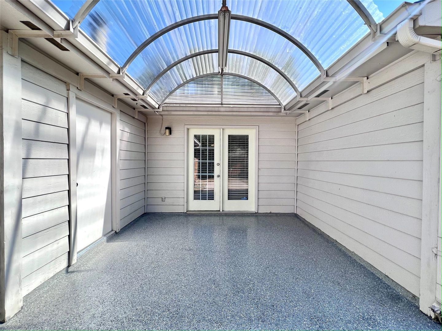 Beautiful 3-Bedroom Home with Bonus Guest Suite in Lewisville! property image