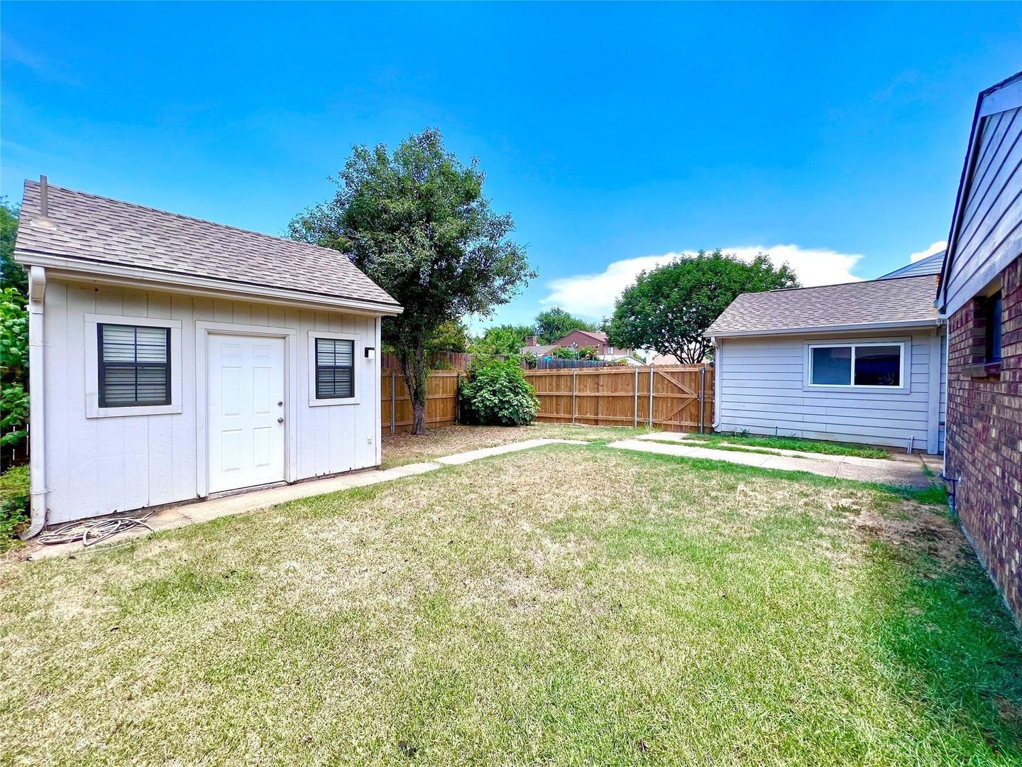 Beautiful 3-Bedroom Home with Bonus Guest Suite in Lewisville! property image