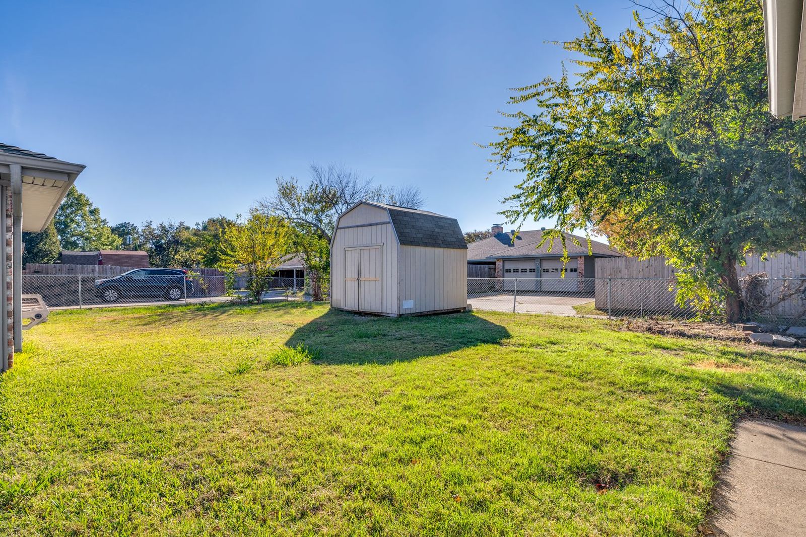 Beautiful 3-Bed, 2.5-Bath Home in Garland – Spacious Layout & Fantastic Amenities! property image