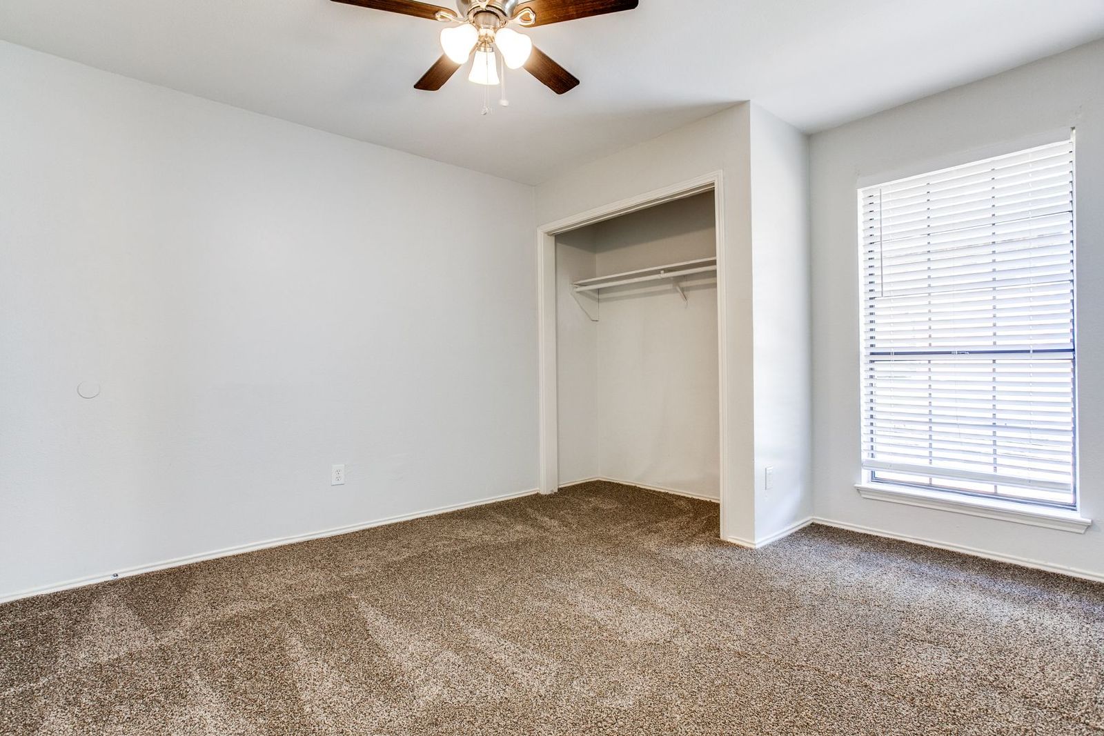 2 Bed / 2 Bath Townhome in Kennedale — Move-In Ready! property image