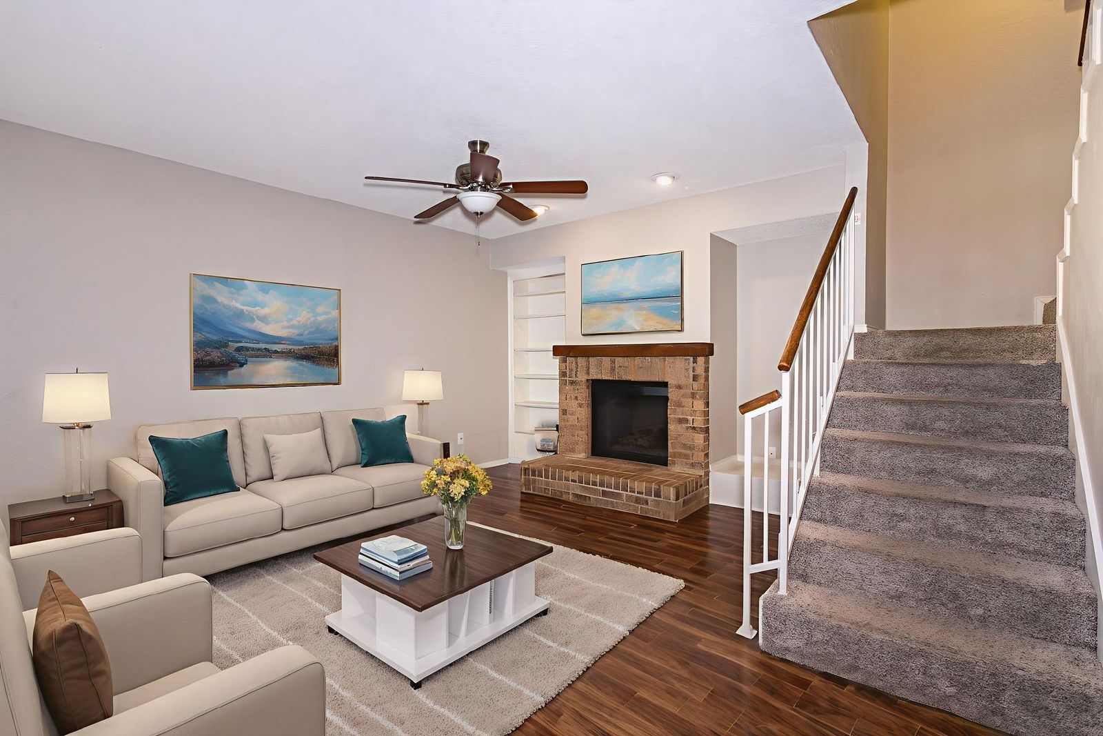 Charming & Spacious Townhome in Bedford property image