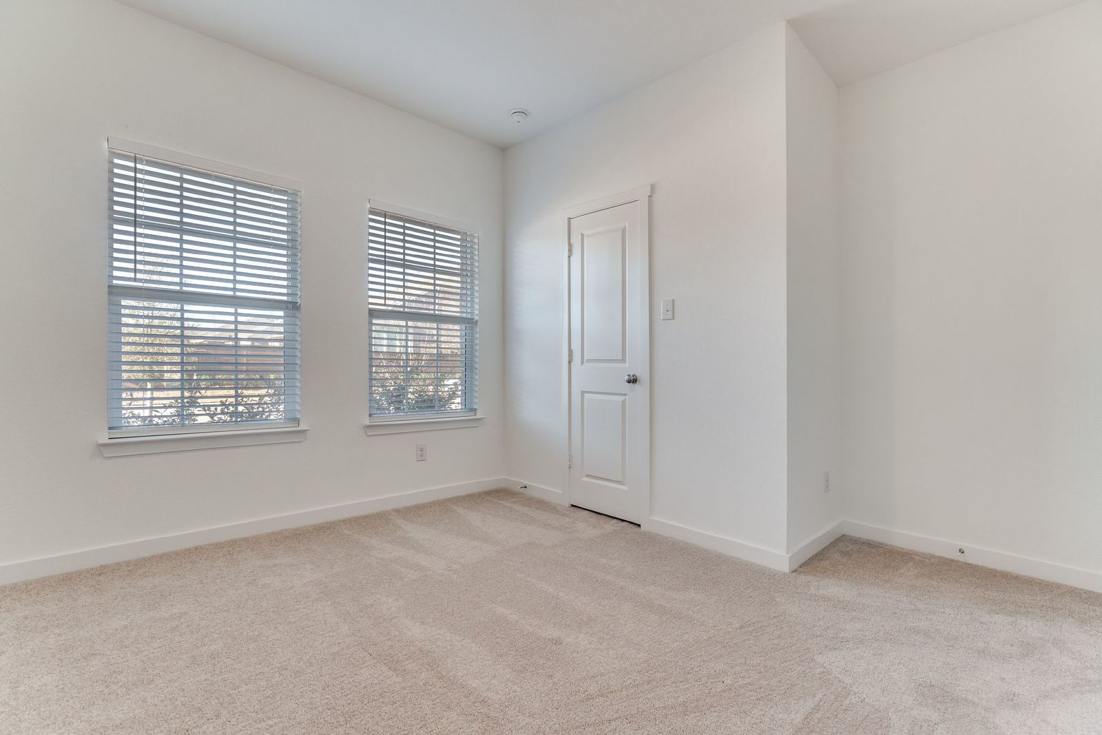 Welcome home to comfort, space, and style in the heart of Mesquite! property image