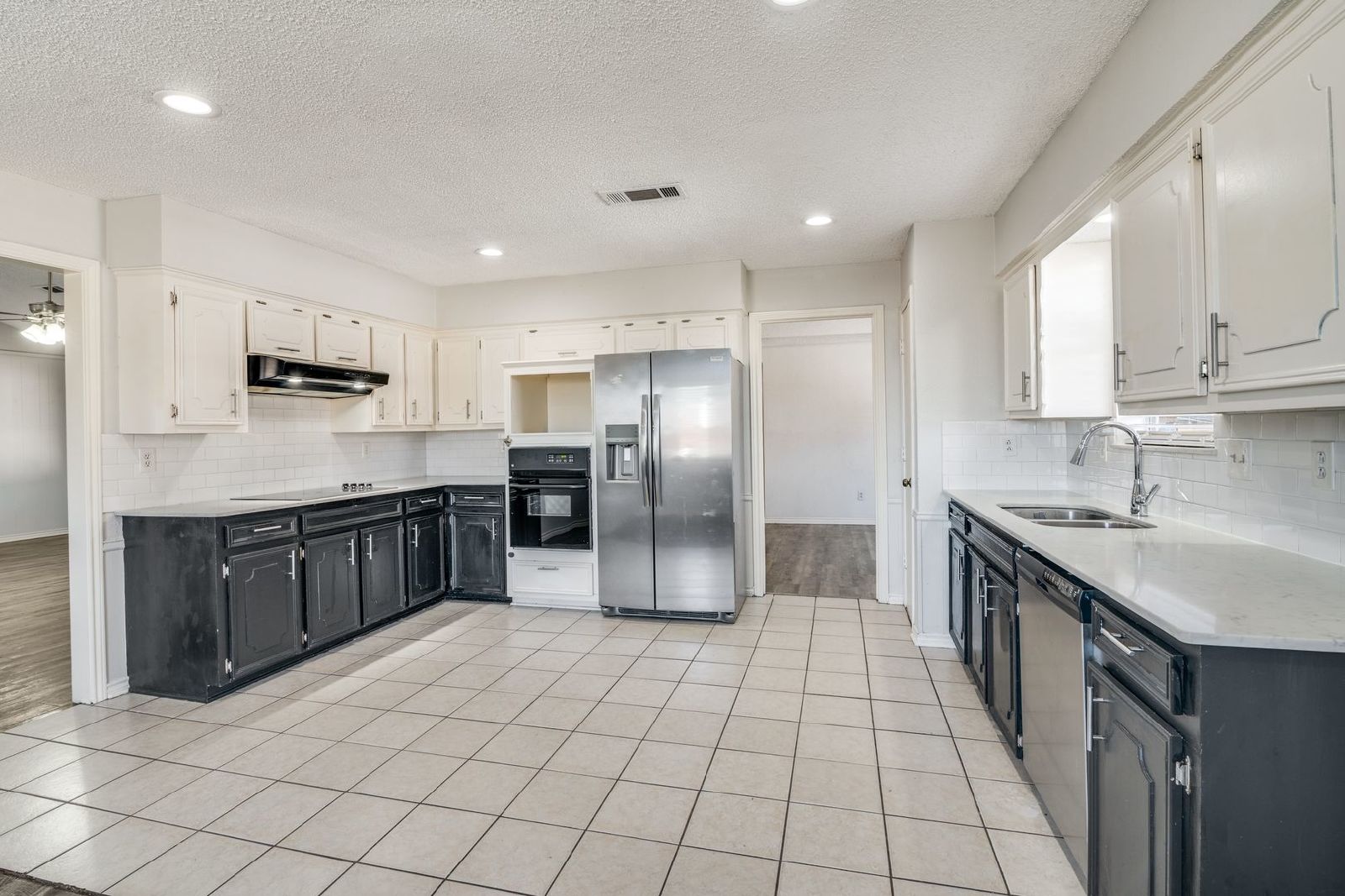 Beautiful 3-Bed, 2.5-Bath Home in Garland – Spacious Layout & Fantastic Amenities! property image