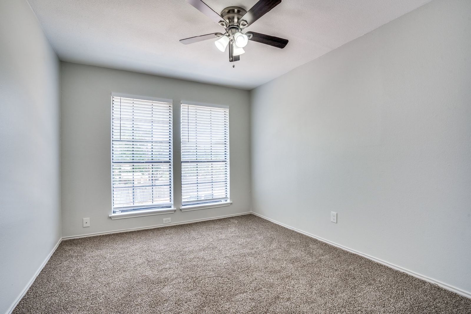 Your Ideal Townhome Awaits – Style, Space & Modern Comfort! property image