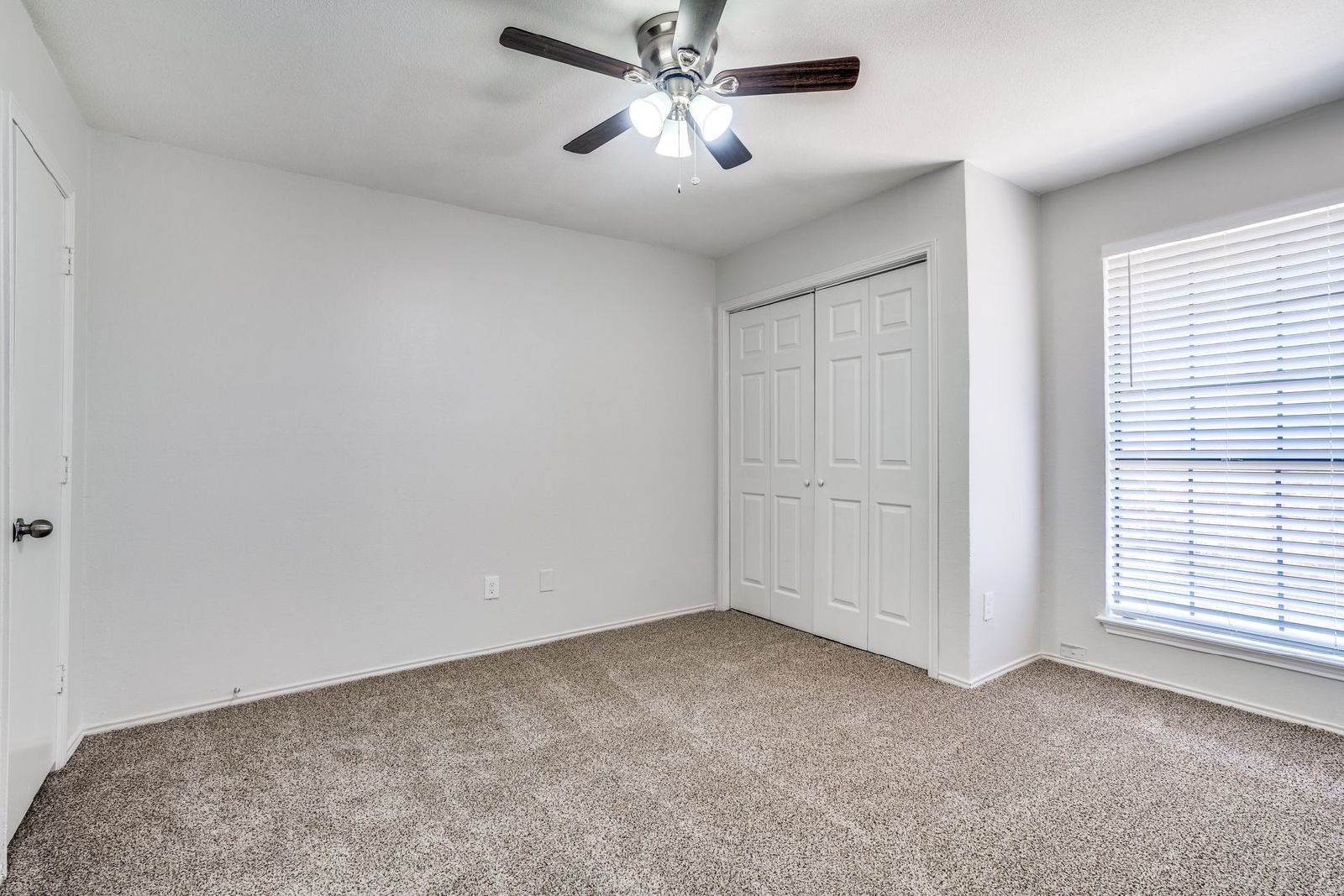 Your Ideal Townhome Awaits – Style, Space & Modern Comfort! property image